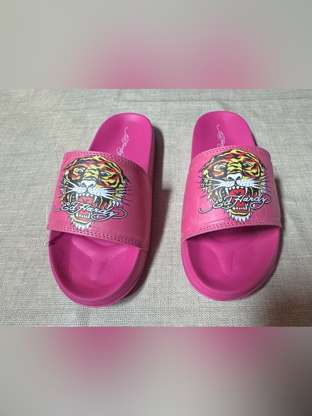 Ed Hardy Hot Pink Tiger Slide Sandals Size 4”